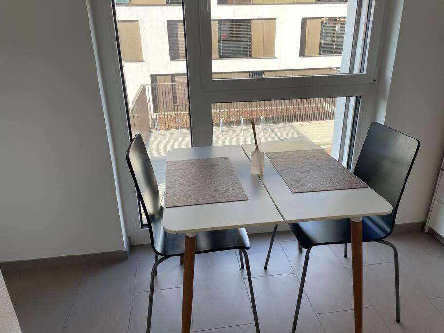 Joli Studio Confortable ! Prilly Eksteriør billede